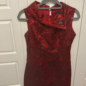 Tahari red sleeveless dress size 2